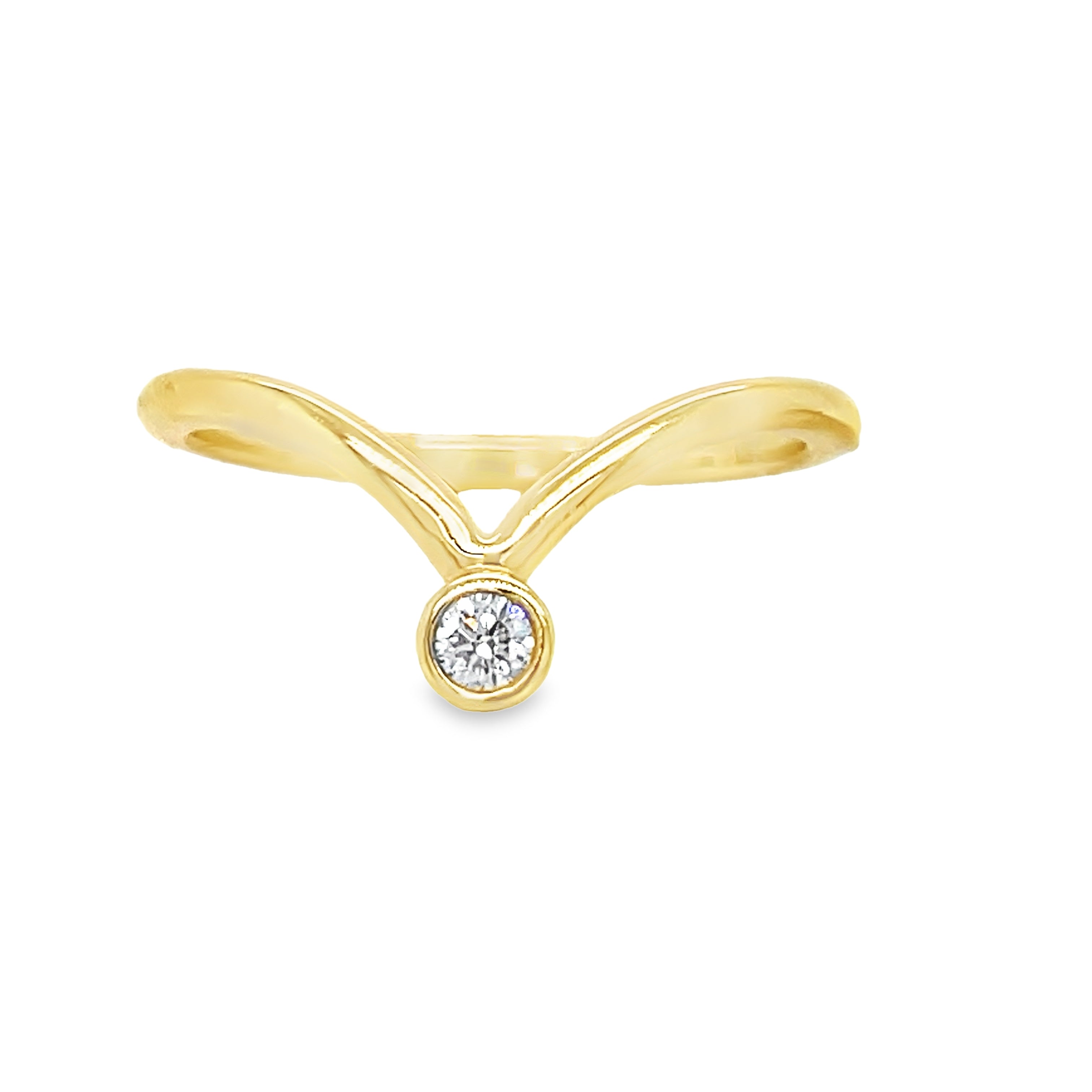 Expertly crafted with 18k yellow gold, this Diamond Solitaire V-Shape ring features a sparkling round diamond of 0.07 carats. The v-shape style adds a touch of elegance and sophistication. Perfect for adding a subtle statement to any outfit.