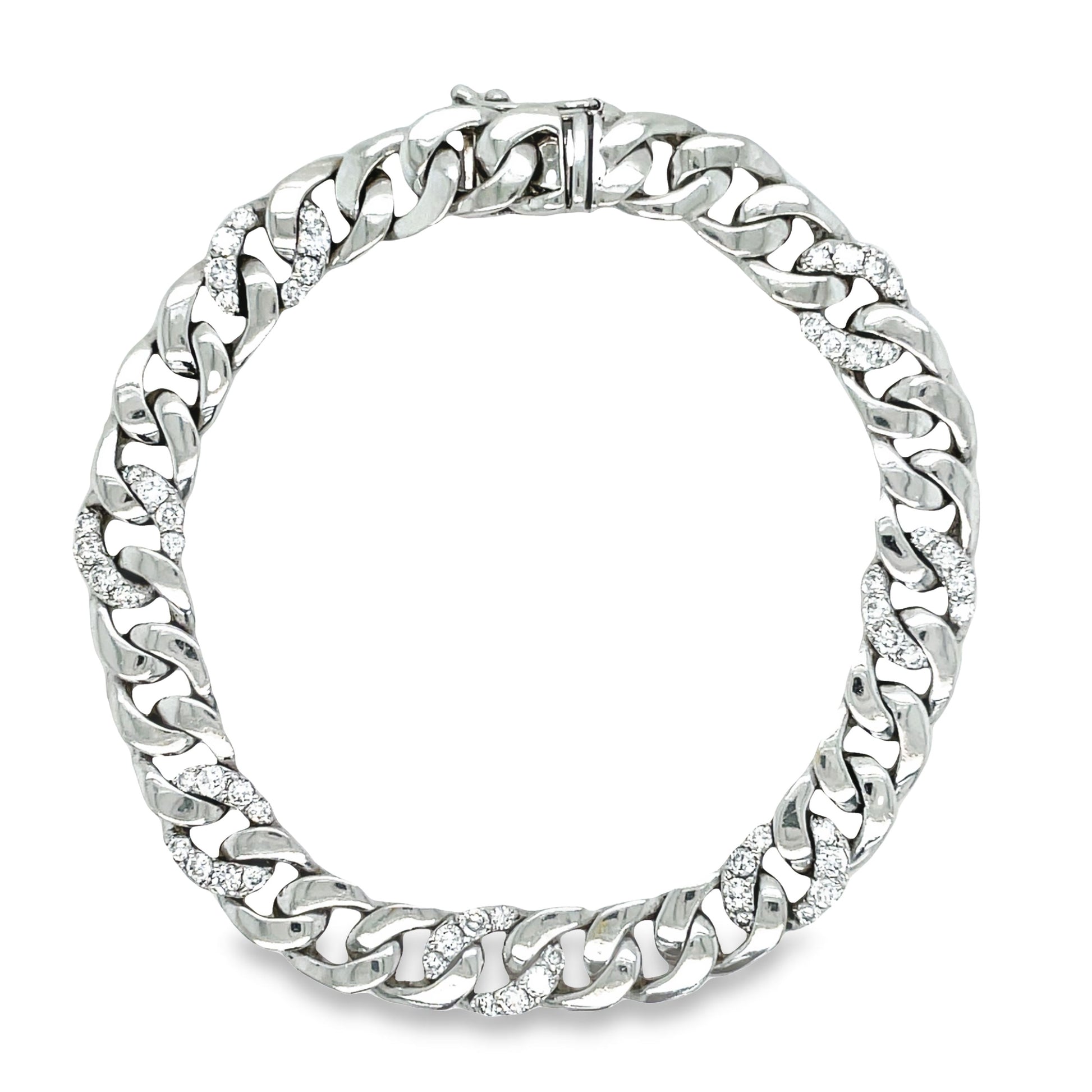 Top view of 18k White Gold Alternating Diamond Chain Link Wide Bracelet