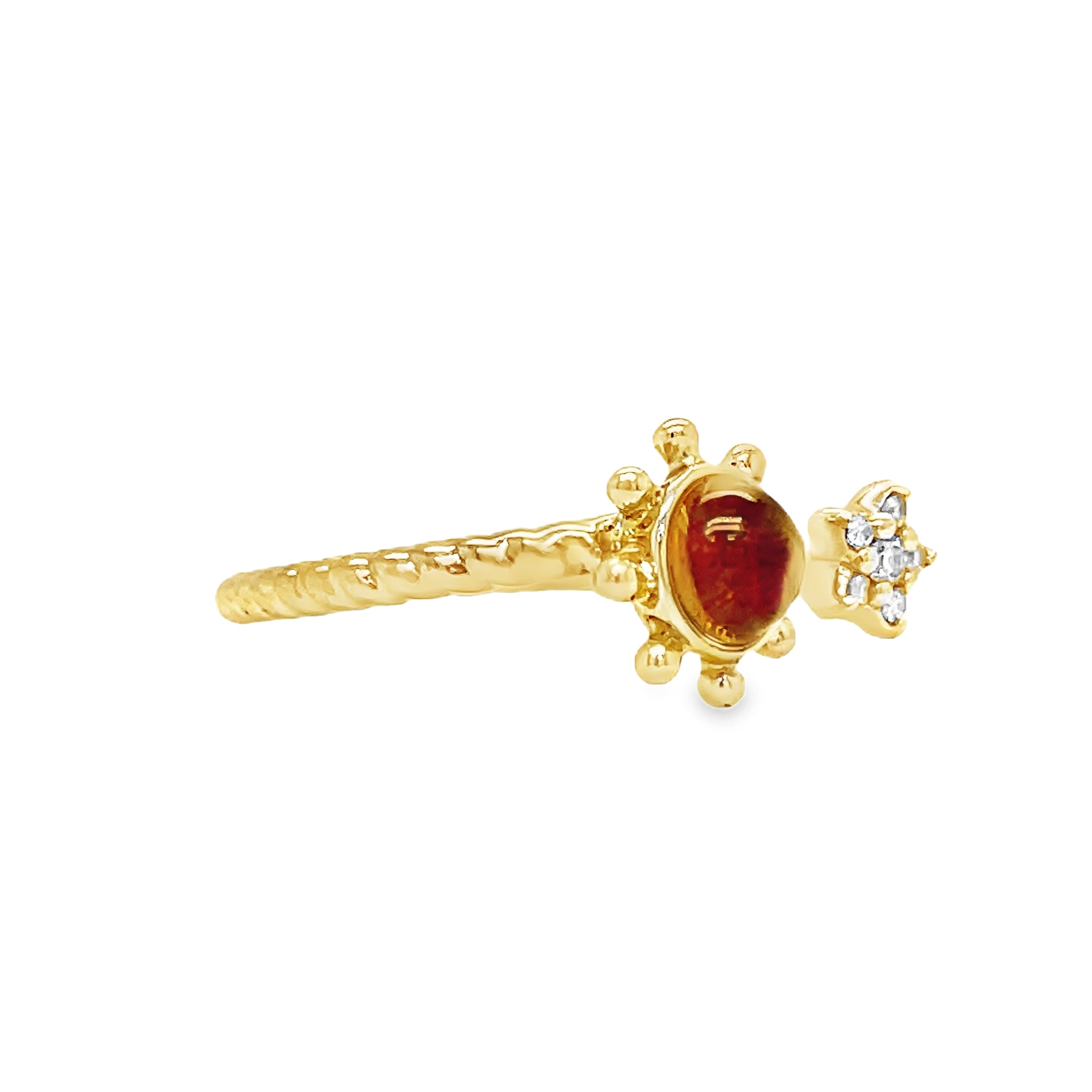 Indulge in luxury with our Yellow Gold Citrine Sun and Diamond Star Open Ring. Crafted with 14k yellow gold, a stunning citrine cabochon, and sparkling round diamonds, this open ring exudes elegance and sophistication. Perfect for adding a touch of glamour to any outfit.