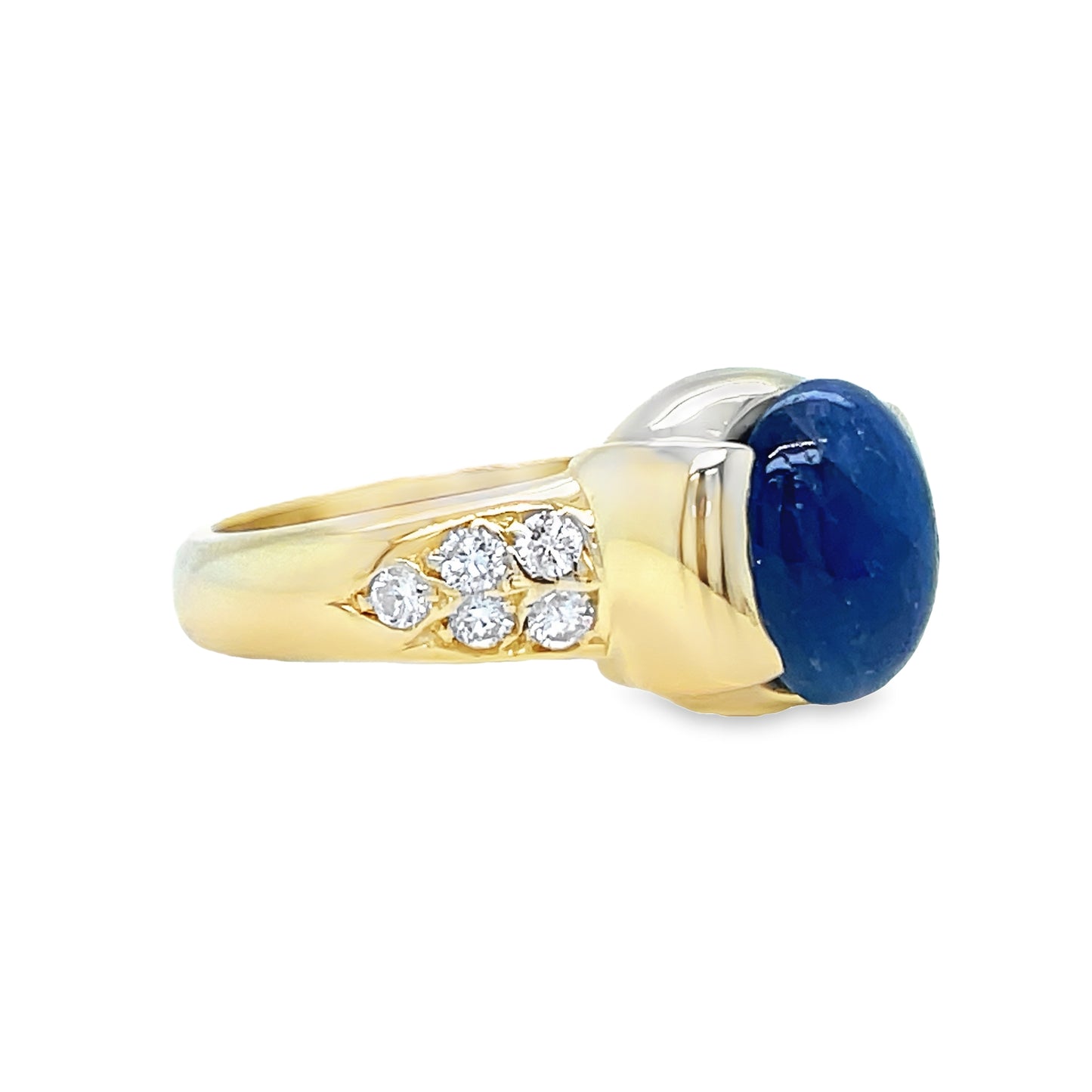 Blue Sapphire Cabochon Yellow Gold Ring Side view 