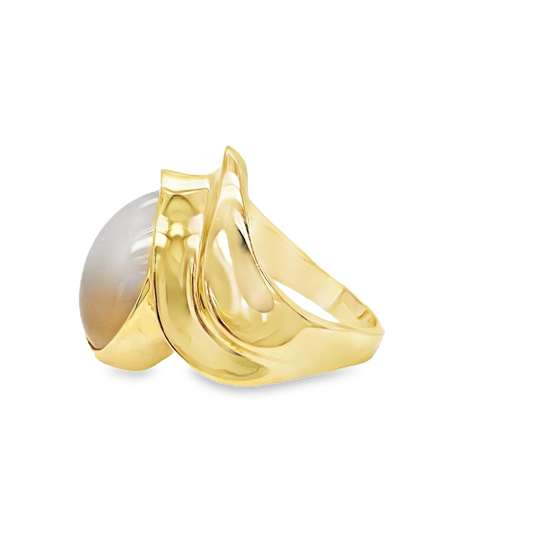 Cat Eye Chrysoberyl Cabochon Yellow Gold Ring Profile View