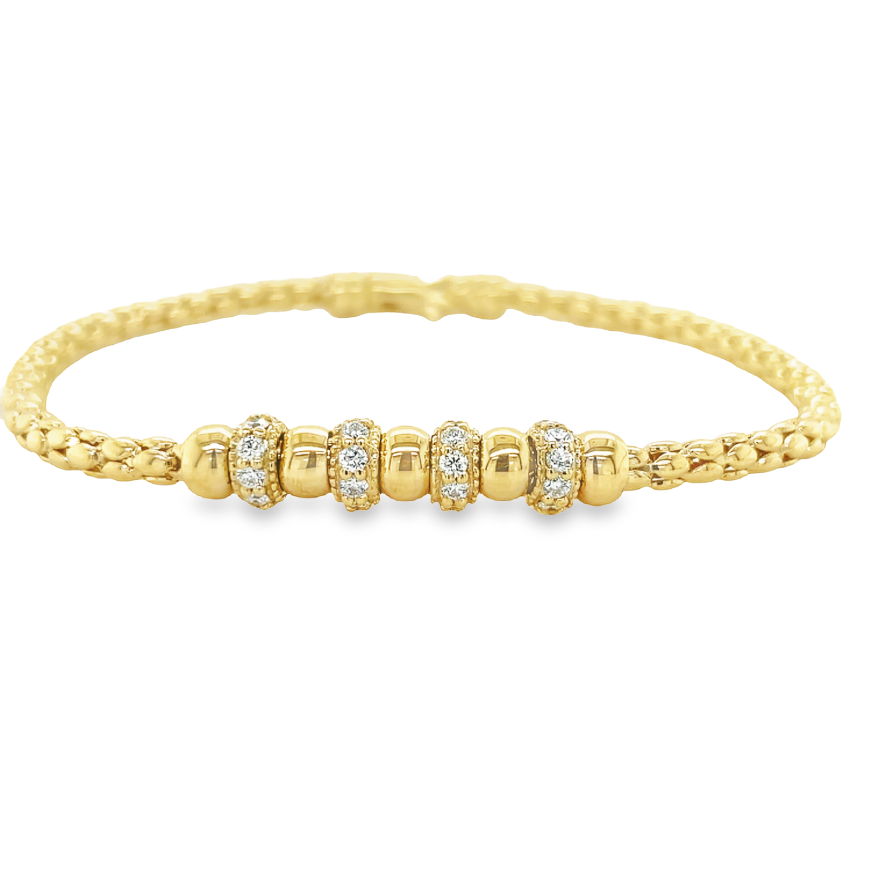 Treat yourself to this gorgeous 14 kt yellow gold Bead & Diamond Bracelet. Eye-catching 4 gold rondelles and 4 diamond rondelles (0.63 cts) make up the dazzling design. With the lobster and popcorn link closure, you can be sure to enjoy a sophisticated and secure piece!