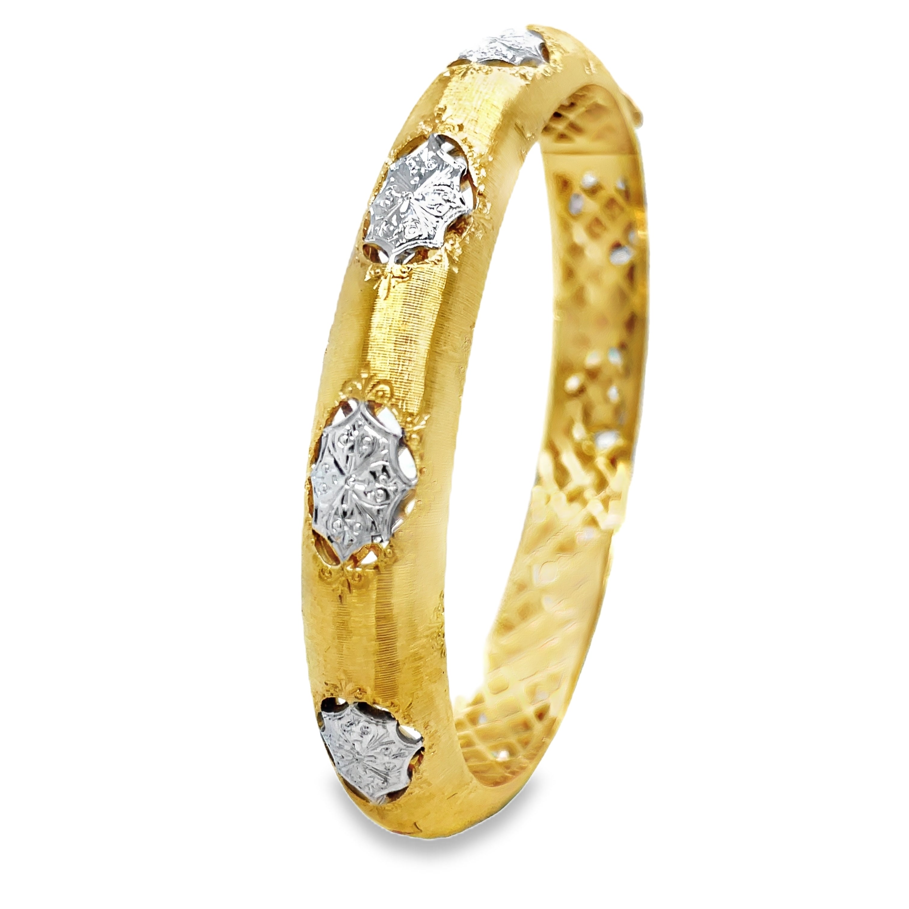 Elevate your style with our Italian 18K Yellow Gold Diamond Bangle Bracelet. Handcrafted with 18K gold, this exquisite piece features round diamonds for a total of 0.50 cts. The brushed finish adds a touch of elegance and sophistication. Indulge in luxury and make a statement with this Italian-made bracelet.