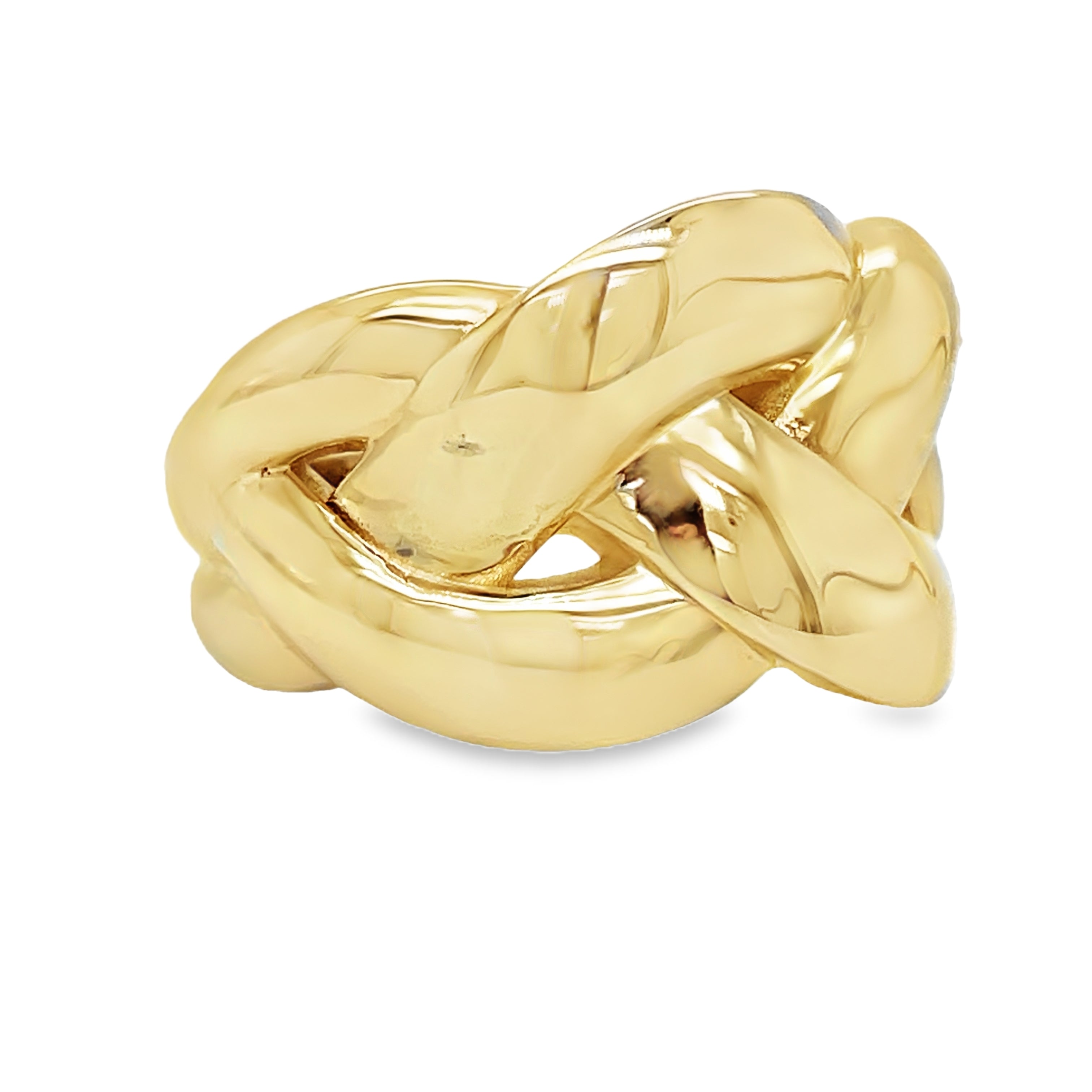 Expertly crafted in Italy, this 14k yellow gold chain link ring adds a touch of elegance to any look. The unique thick chain link style showcases the superior craftsmanship of Italian jewelry makers. Made with 14k gold, this ring is the perfect statement piece for any fashion-forward individual.