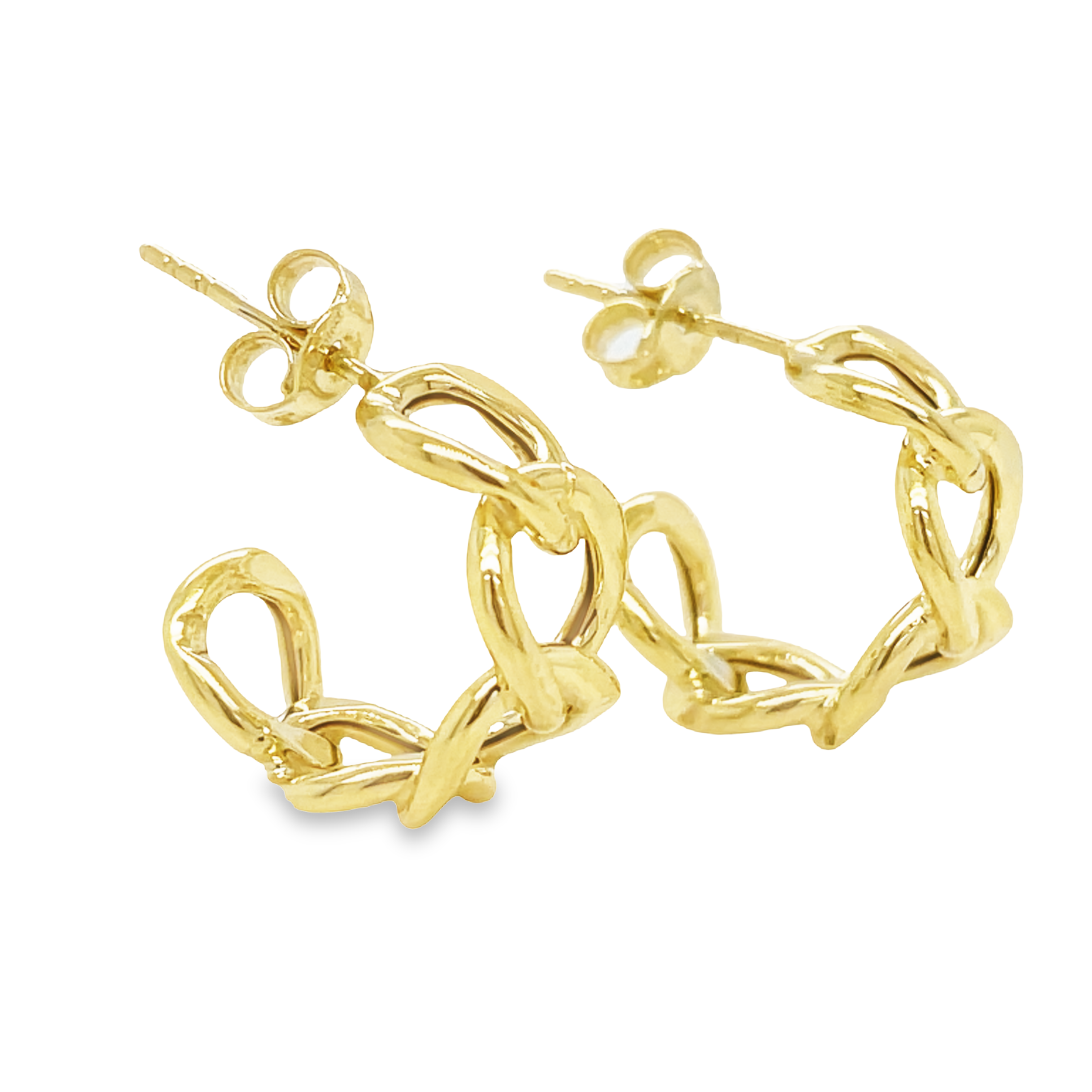 These classic 14k Italian Yellow Gold Open Link Hoop Earrings offer timeless sophistication in a lightweight design. These earrings are 16.00 mm in size and feature friction backs for a secure fit to your ear. Crafted with authentic Italian gold, they'll make a stylish addition to your jewelry collection.