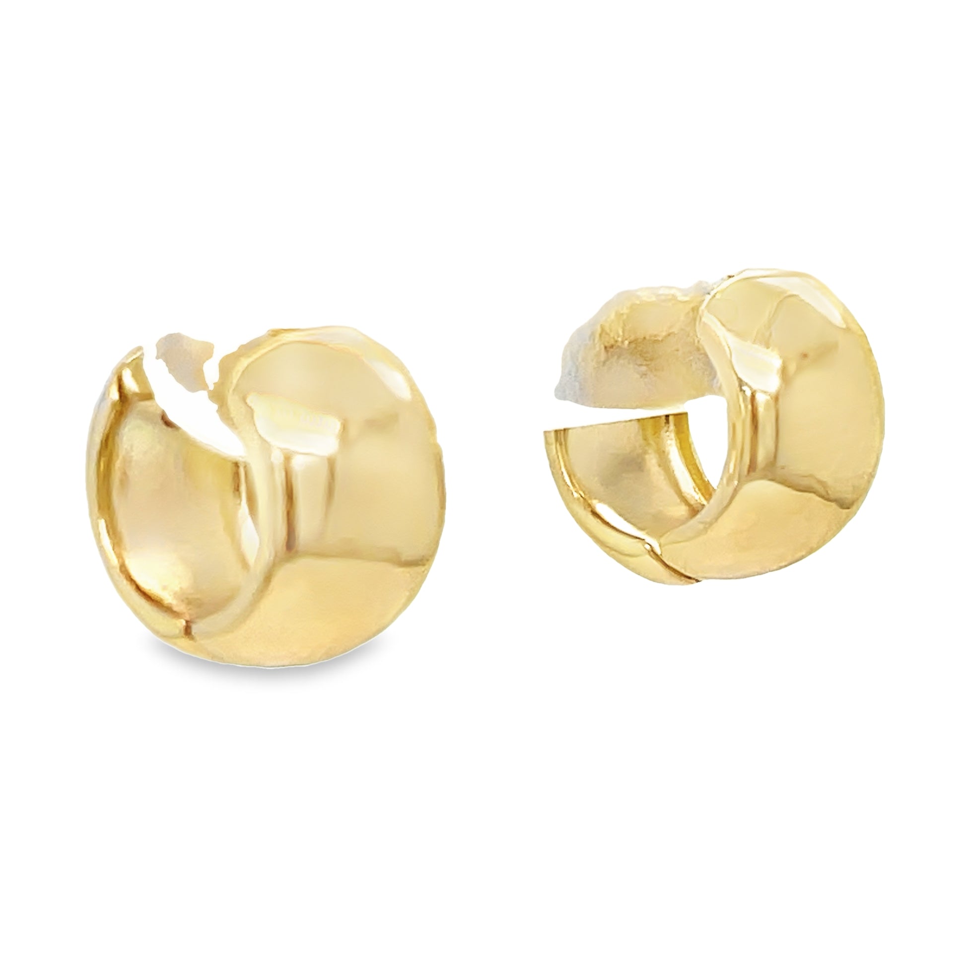 Tiny 14k Italian Yellow Gold Thick Hoop Earrings 6.00 mm Side view