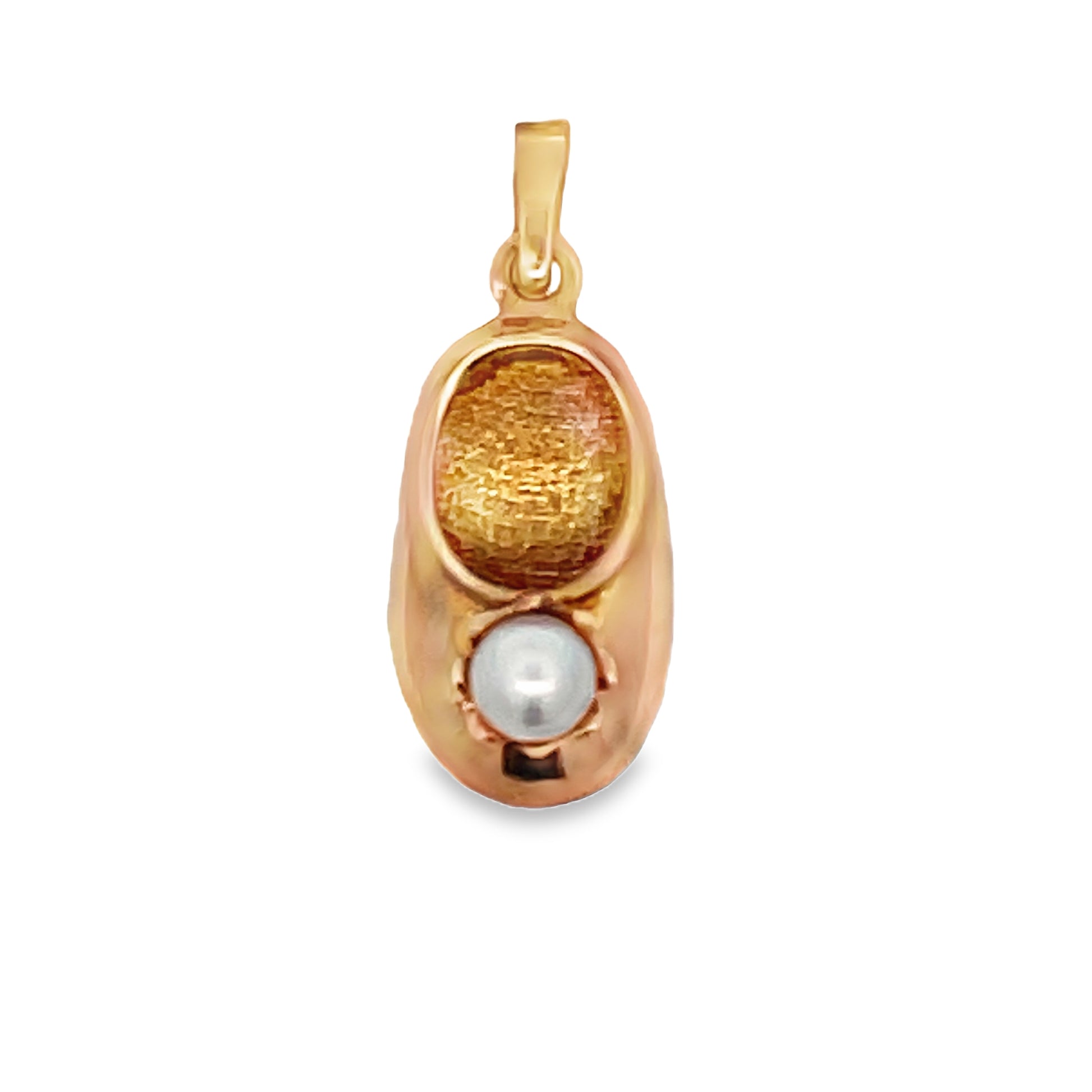 Top view of Pearl Baby Shoe Pendant Solid Gold