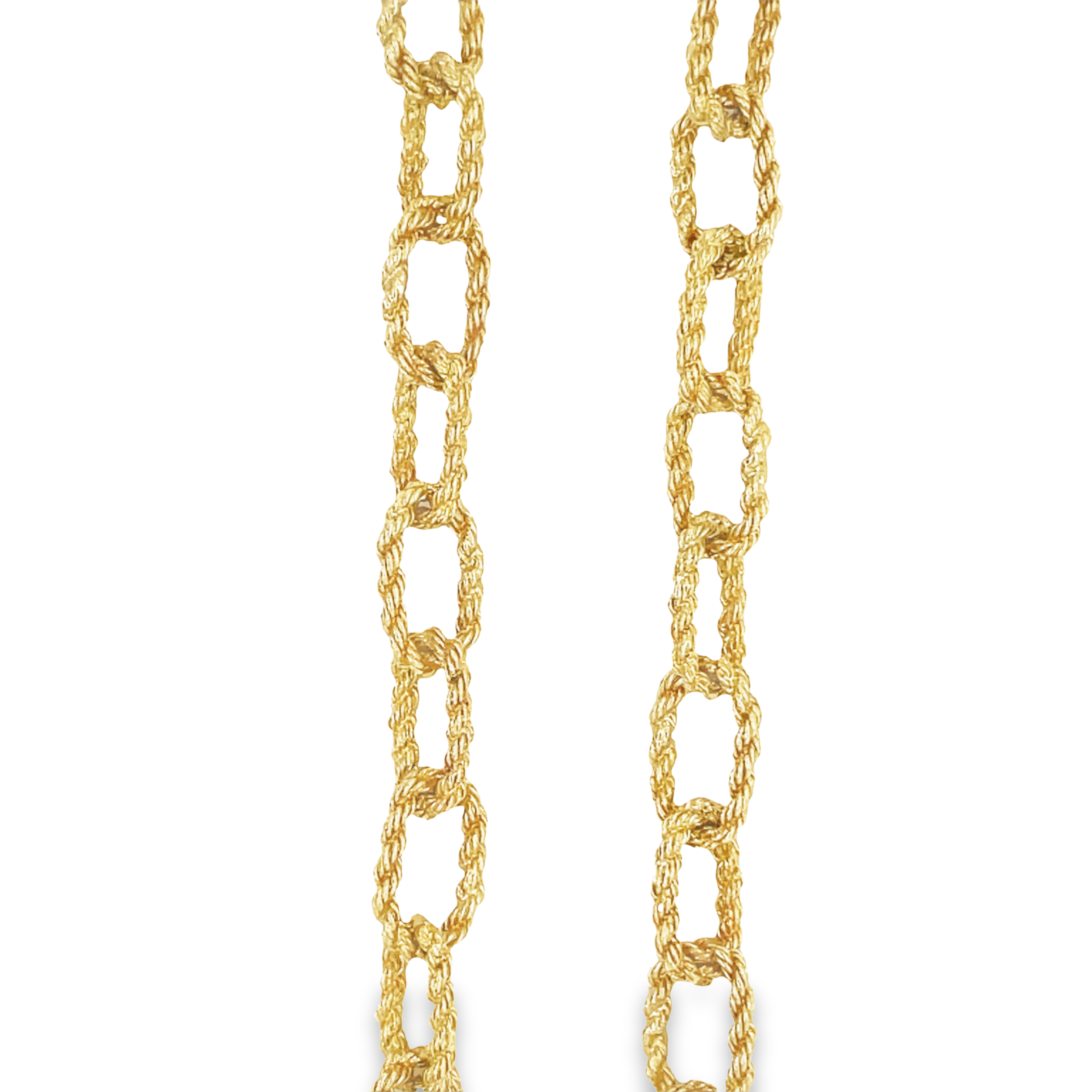Add a classic and timeless look to your wardrobe with this 14k long rope chain link necklace. This 34" necklace is crafted from 14k yellow gold and gives off a matte finish. Its design is simple yet sophisticated, and it’s sure to be a staple in your jewelry collection.