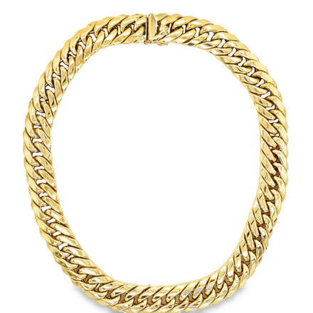 This 14k Flat Curb Link Necklace is the perfect addition to your jewelry collection. Crafted with high-quality 14k yellow gold, it has a flat curb design that is 14mm wide with a hidden clasp. It is finished with a stunning high polish. Wear it alone or layer it with other necklaces for a unique look.