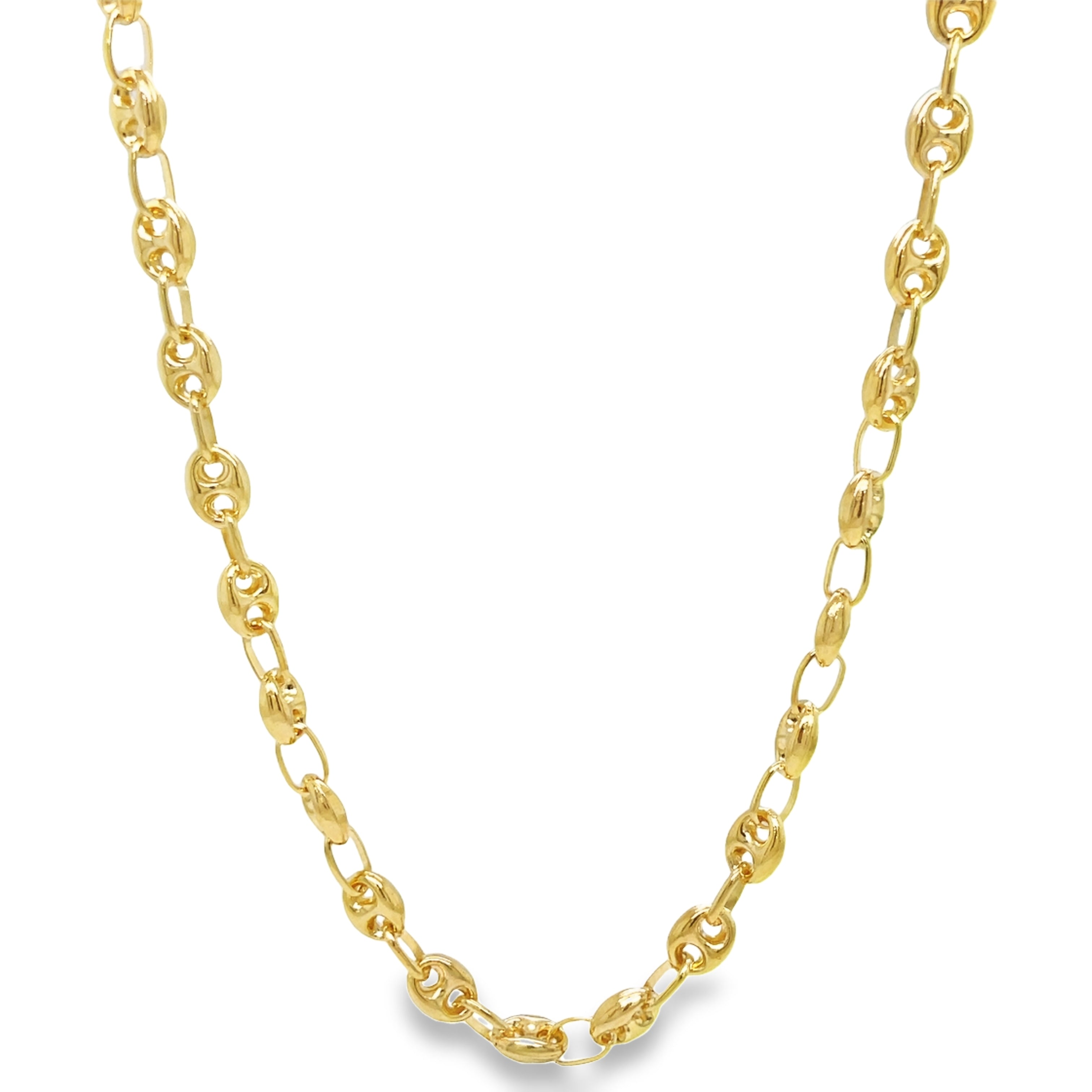 This classic 14K yellow gold mariner link necklace measures 20" in length and 5.00 mm in thickness. It also features a lobster catch for secure fastening. It ensures a timeless and long-lasting look.   