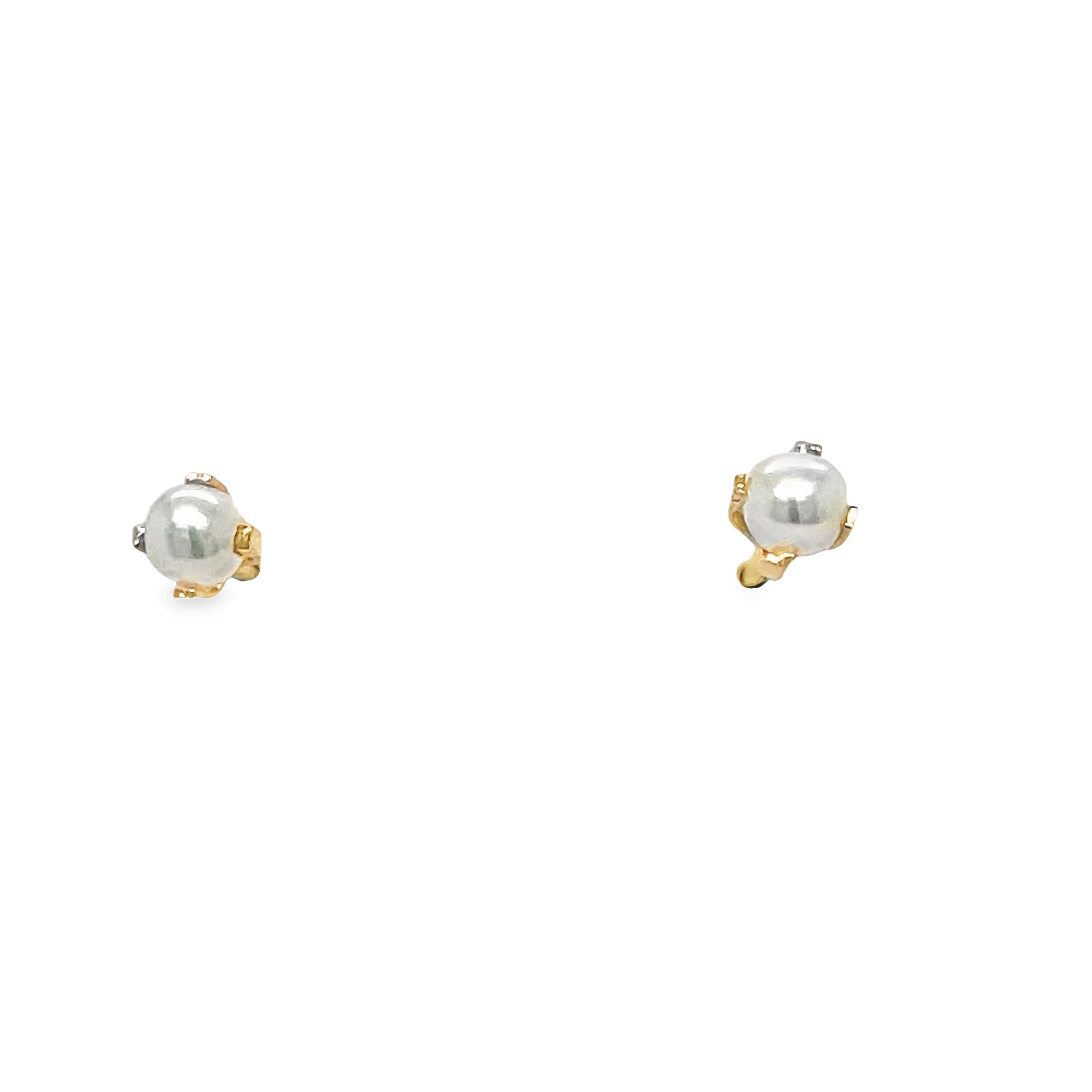 Expertly crafted with 14k yellow gold, these tiny baby earrings feature a delicate pearl stud for a touch of elegance. With secure baby backs, these earrings are perfect for your precious little one. Add a classic and timeless piece to your baby's jewelry collection.