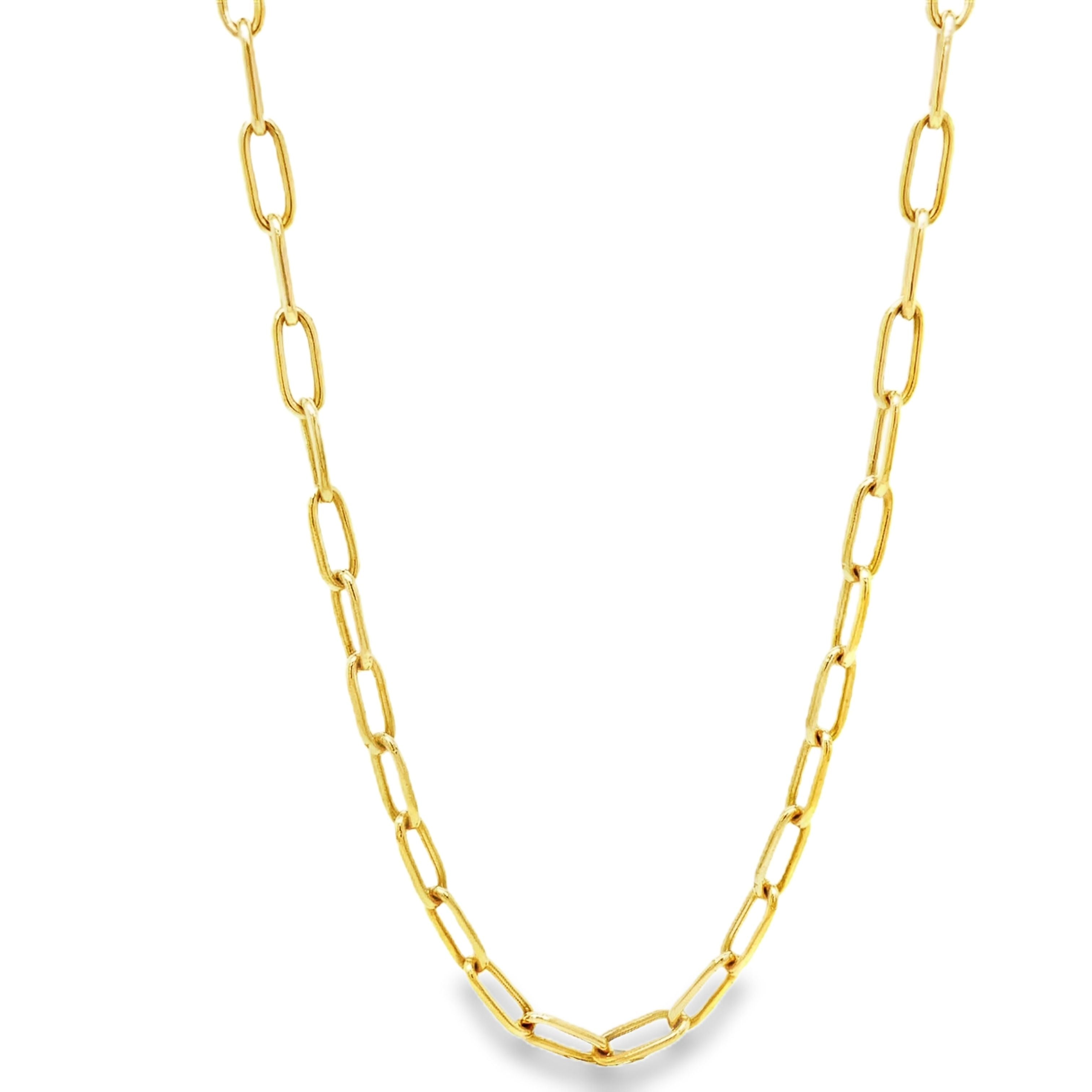 ndulge in sophistication with our 14K Italian Solid Open Link Chain Necklace. Made in Italy from luxurious 14k yellow gold, this 16" necklace features small open links that add a touch of elegance. Weighing in at 12.90 grams, it's a truly exclusive piece to add to your collection.