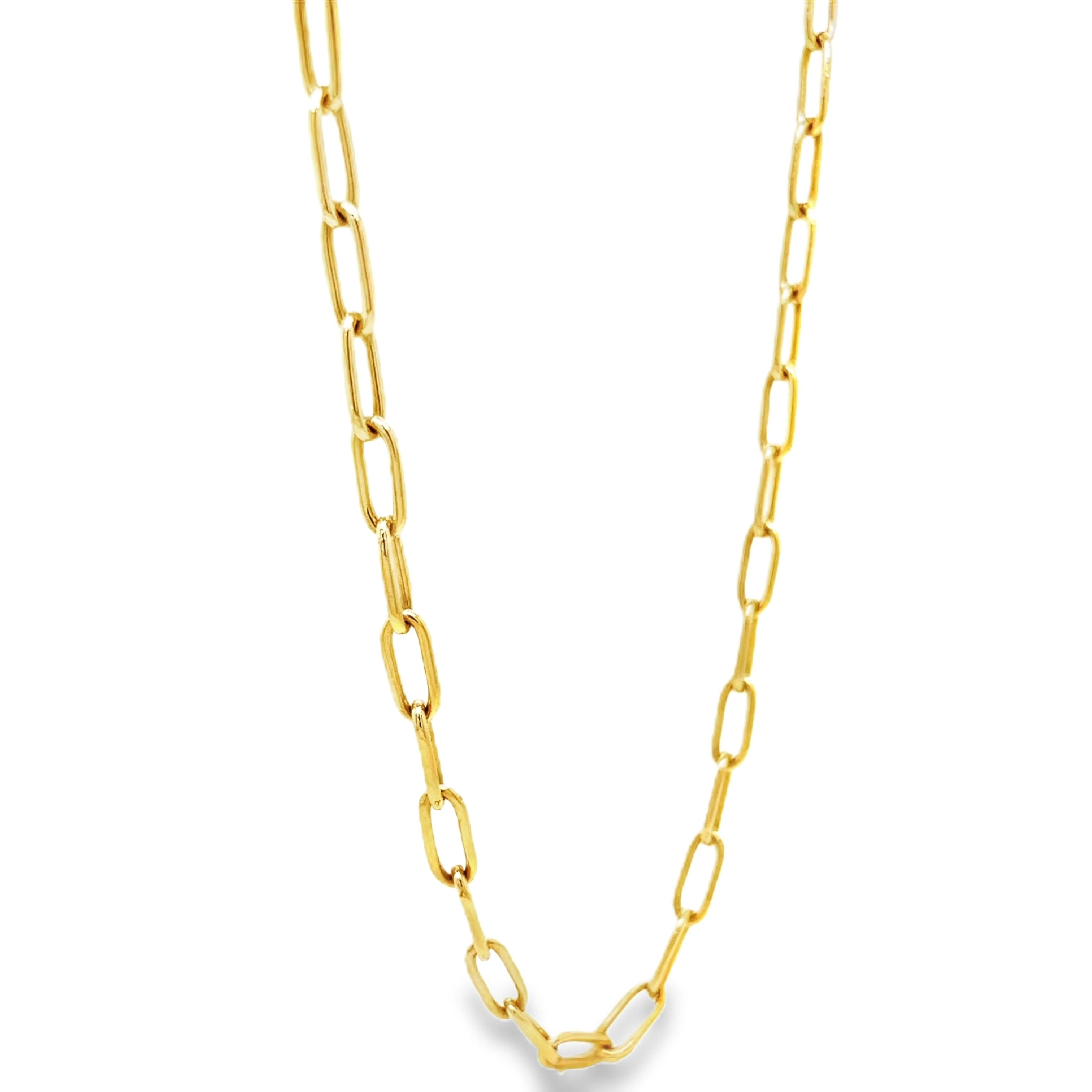 ndulge in sophistication with our 14K Italian Solid Open Link Chain Necklace. Made in Italy from luxurious 14k yellow gold, this 16" necklace features small open links that add a touch of elegance. Weighing in at 12.90 grams, it's a truly exclusive piece to add to your collection.