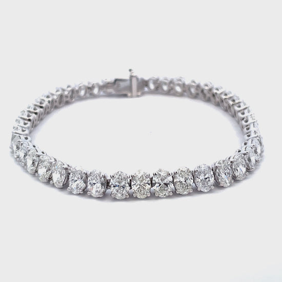 Try on video of 18k White Gold Oval Cut Diamonds 13.54 cts 