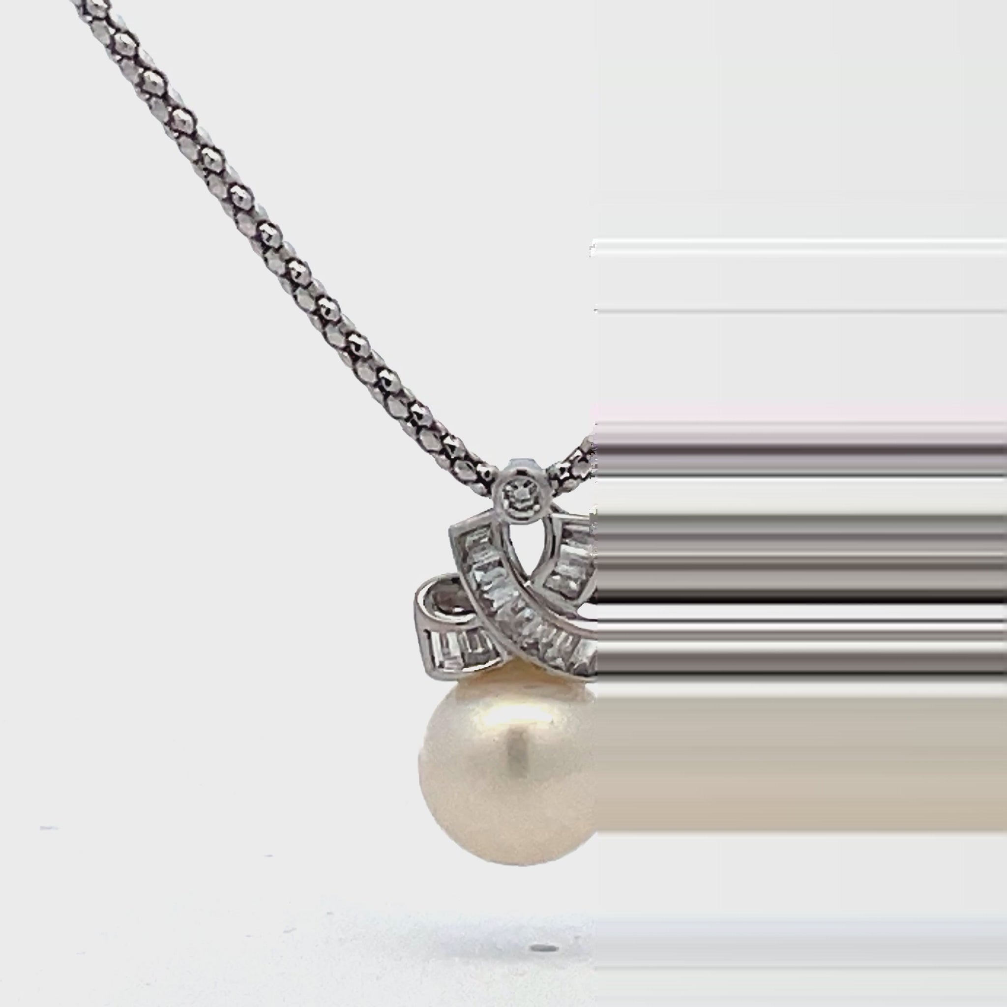 Try on video of 14k White Gold South Sea Single Pearl Diamond Pendant Necklace 11.00 mm