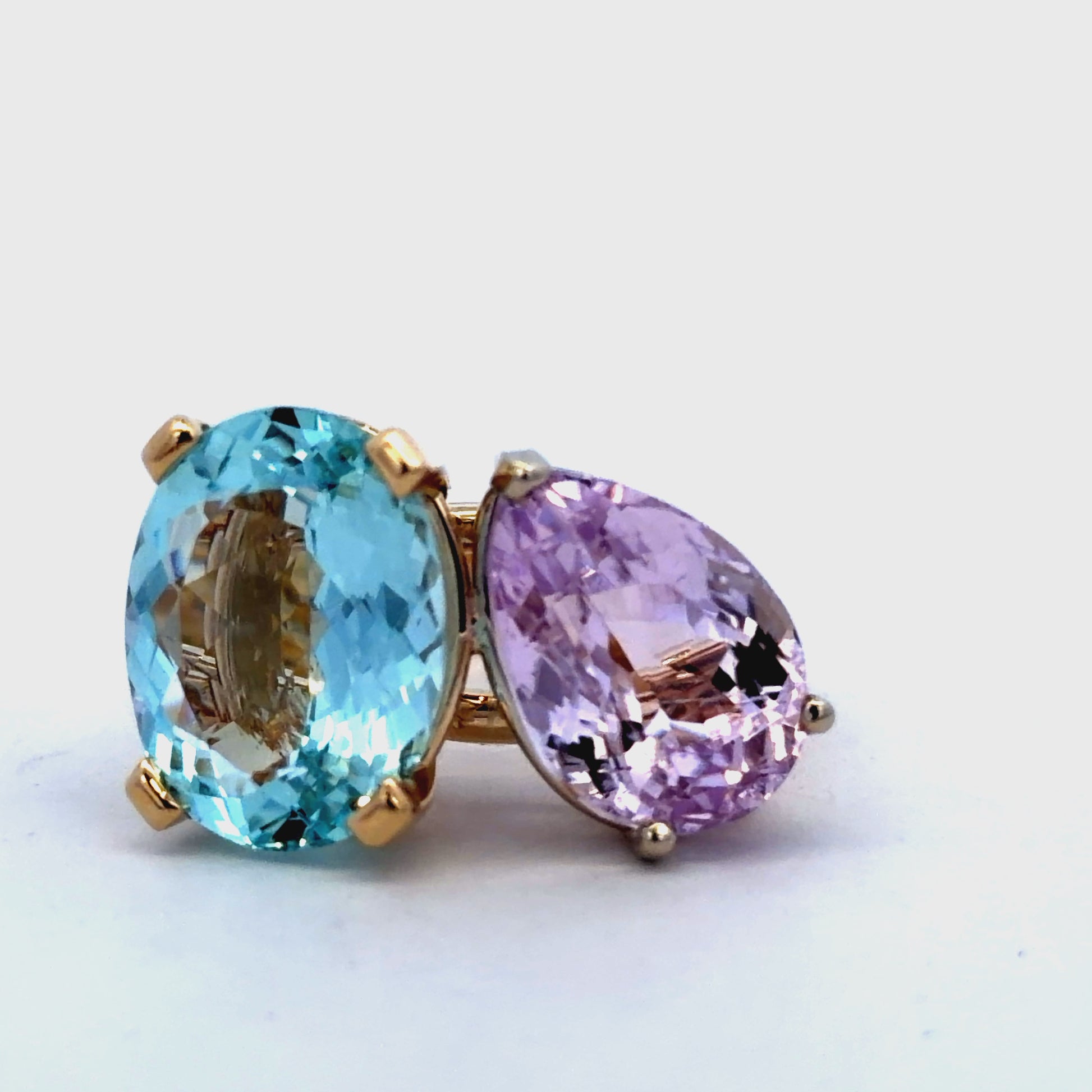 Try on video of Toi et Moi Blue Topaz and Kunzite Ring in 14k Yellow Gold