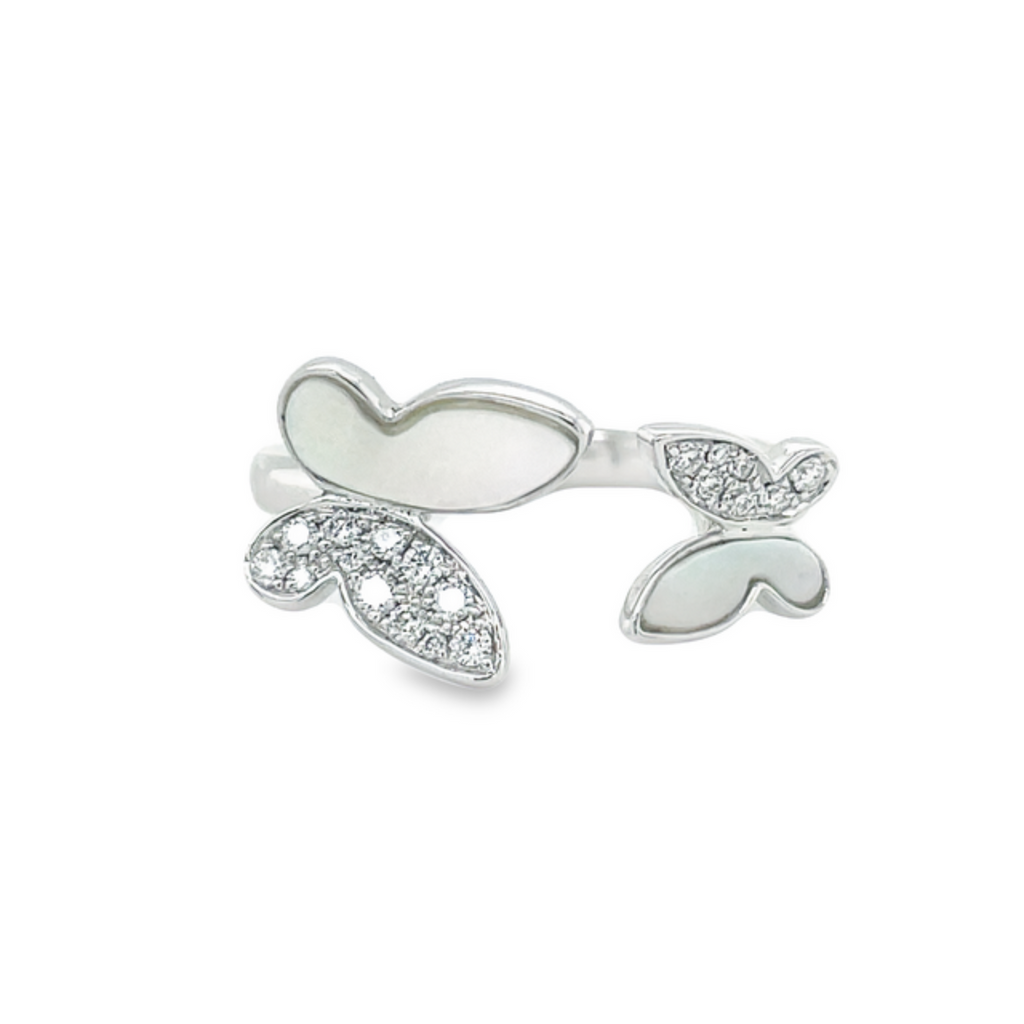 18kt white gold butterfly ring.  0.39 cts round diamonds   MOP  Open ring style  Large & medium butterflies   10.00 mm x 7.00 mm    High quality diamonds   Size 6 (sizeable)