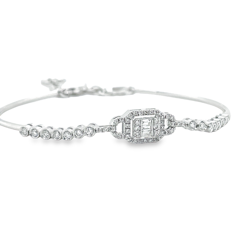 14k white gold.  Round diamonds 0.48 cts   Baguette diamonds 0.07 cts  Color F/G  Clarity VS2  Secure lobster catch  Antique style