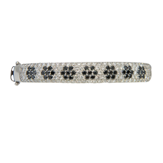 Front view of 18k White Gold Black & white diamond bangle