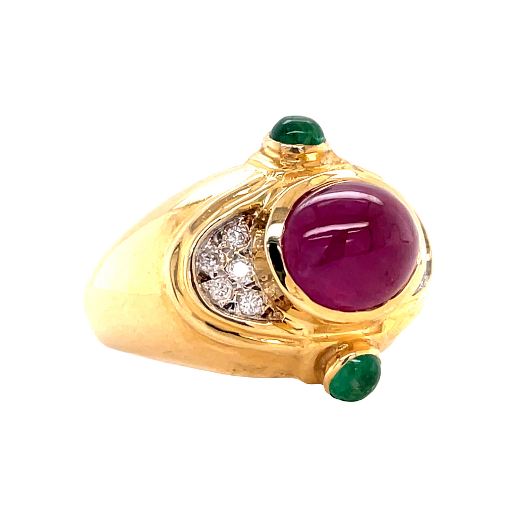 Beautiful estate jewelry ring.  14k yellow gold antique ring  Ruby & emerald cabochon  Round diamonds  Great condition.