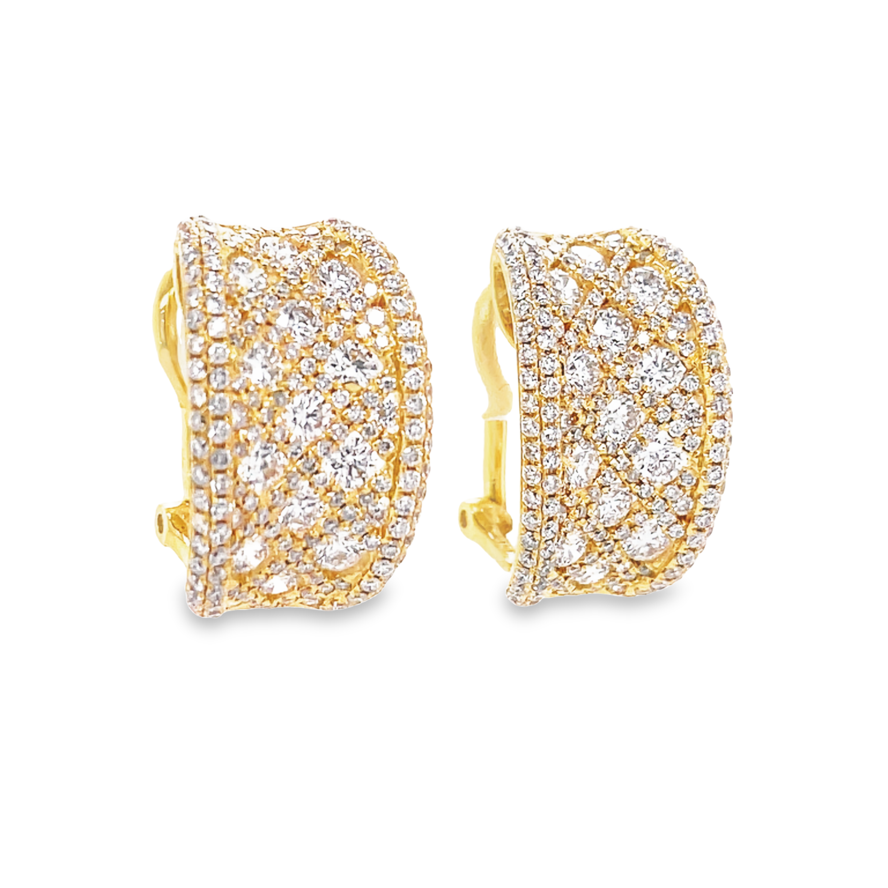 High quality diamonds 3.73 cts   18 yellow gold  Secure omega system  12.00 x 19.00 mm  Diamond pave set  Weave pattern