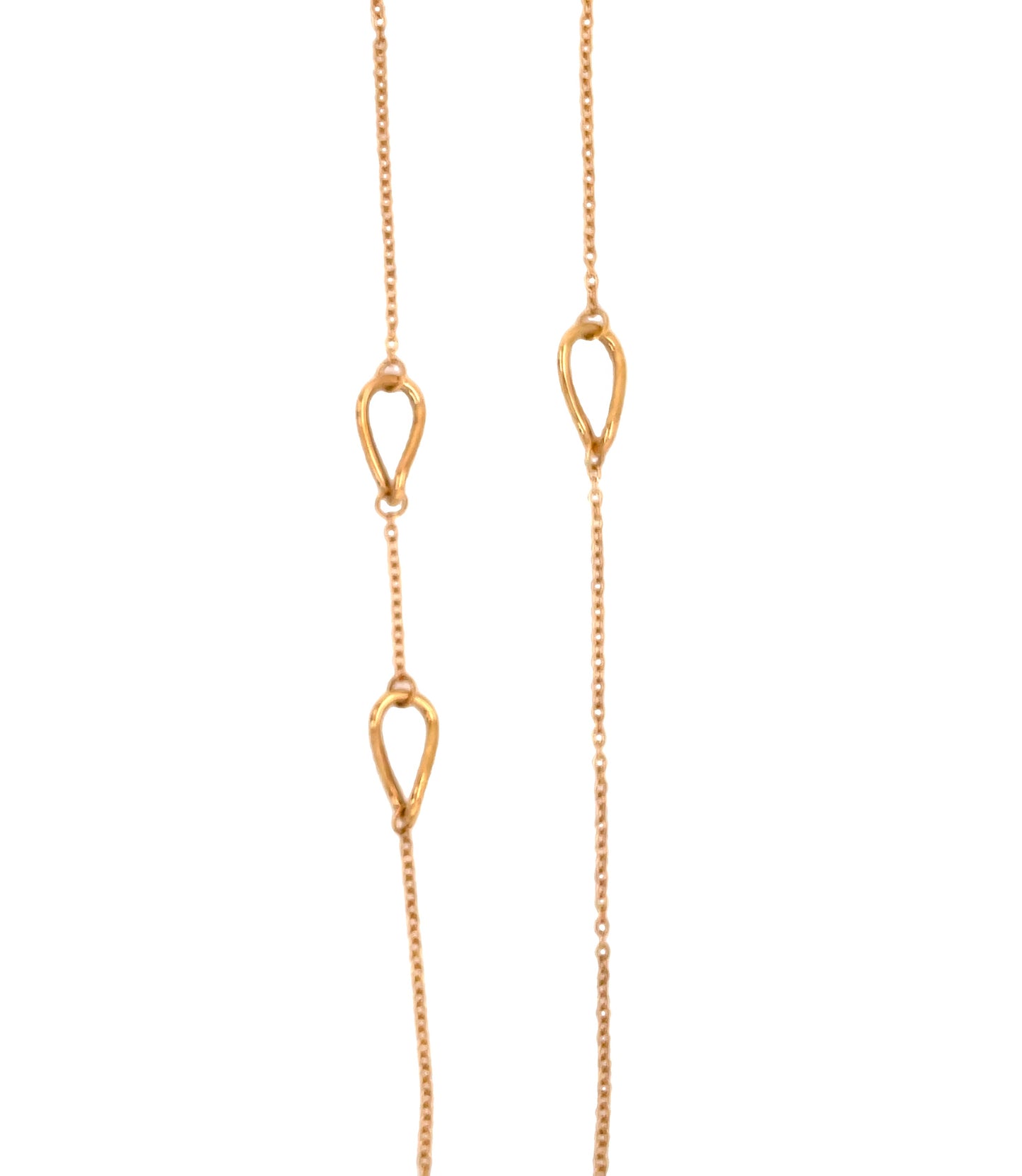 A stunning symbol of quality and strength — this classic 18k Italian rose gold necklace shines with sophistication and modern elegance and features a secure lobster catch and 8 twisted links. 30" long 2.50 mm 