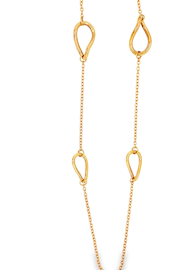 18k Italian yellow gold  30" long  2.50 mm chain  Secure lobster catch  8 twisted links 17.50 x 9.30 mm 