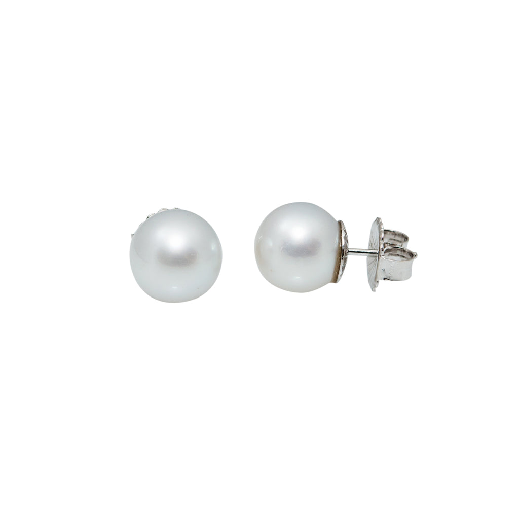These elegant studs feature 9.00 mm Akoya Cultured Pearls with a high-luster finish and 14k white gold cup settings, complemented by secure friction backs for peace of mind. Perfect for any occasion. 