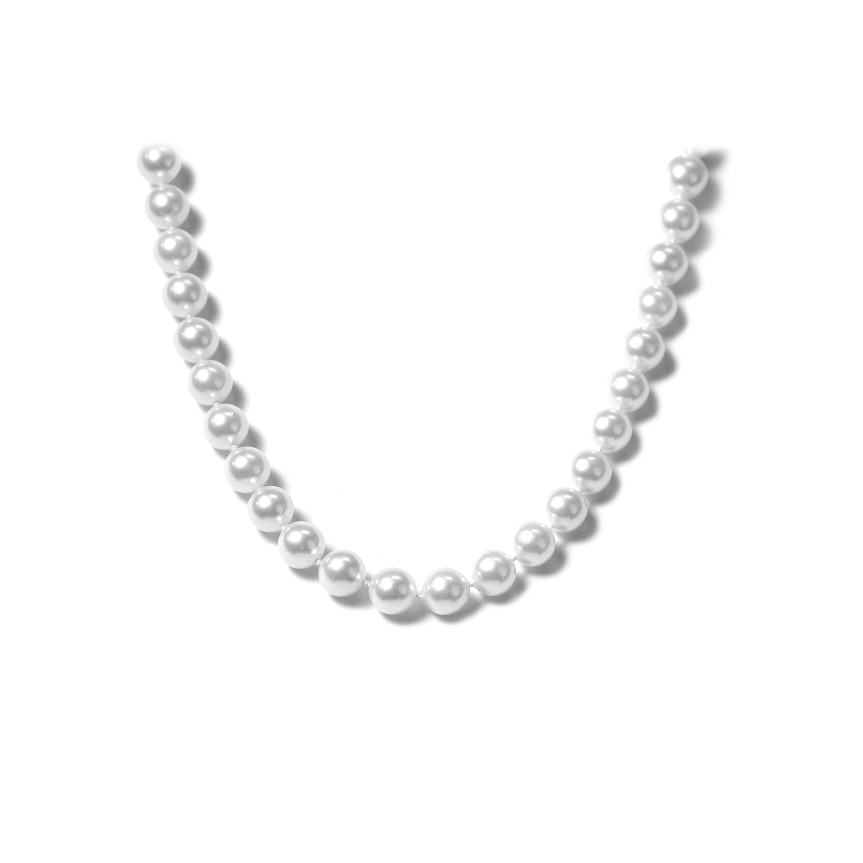 Enhance your style with this South Sea Pearl Necklace. Crafted with lustrous 12.00 mm South Sea pearls and a 18k gold and diamond clasp, this sophisticated piece is sure to elevate your look.
