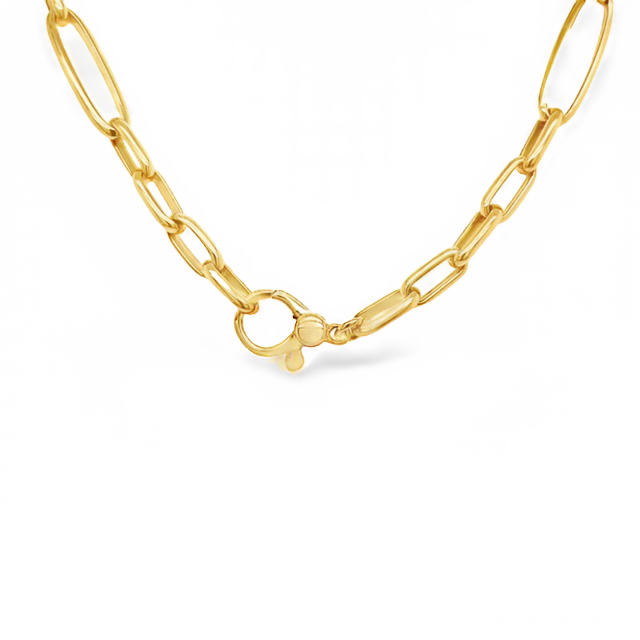 This elegant Italian-made necklace is crafted from 18k yellow gold and features a secure lobster catch with paperclip links. Its luxurious 24" length and 5.12mm thickness will catch everyone's eye.