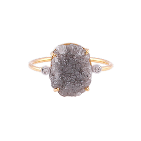 One organic diamond slice 4.31 cts two small round diamonds 0.10 cts Set in 18k yellow gold Size 6.50 (sizeable)  