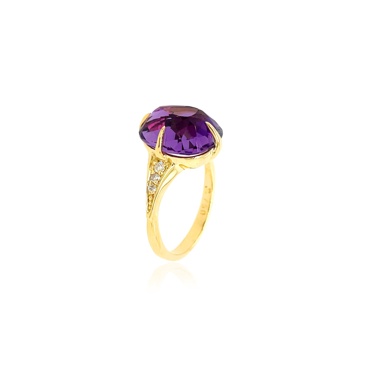 Side view of 18K yellow Gold Amethyst & Diamond SugarLoaf Ring