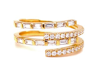 This stunning four-row wrap ring captures the stylish and modern design of baguette and round diamonds. Crafted in 18k yellow gold and featuring 0.25 cts of round diamonds and 0.44 cts of baguette diamonds, it boasts F/G color and VS1 clarity for a look that demands attention. With 9.00 mm of width, it's a timeless piece of jewelry you'll love to wear.