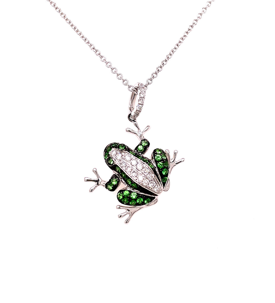 This mesmerizing 18kt white gold pendant with a cute frog design will dazzle you with its 0.17 cts round diamonds and 0.34 cts tsavorite stones. It measures 27.00 mm x 19.00 mm, making its impact even more gorgeous. Add an optional 18" white gold chain with secure lobster catch ($205) for extra shine!