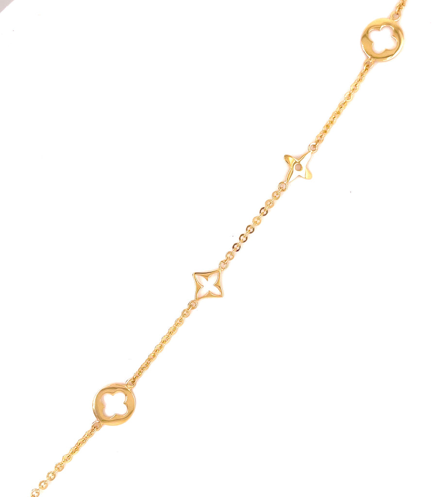 A beautiful, classic Italian accessory crafted from genuine 14k yellow gold with a secure lobster clasp closure, perfect for any occasion. This anklet is 10" long with one sizing loop.