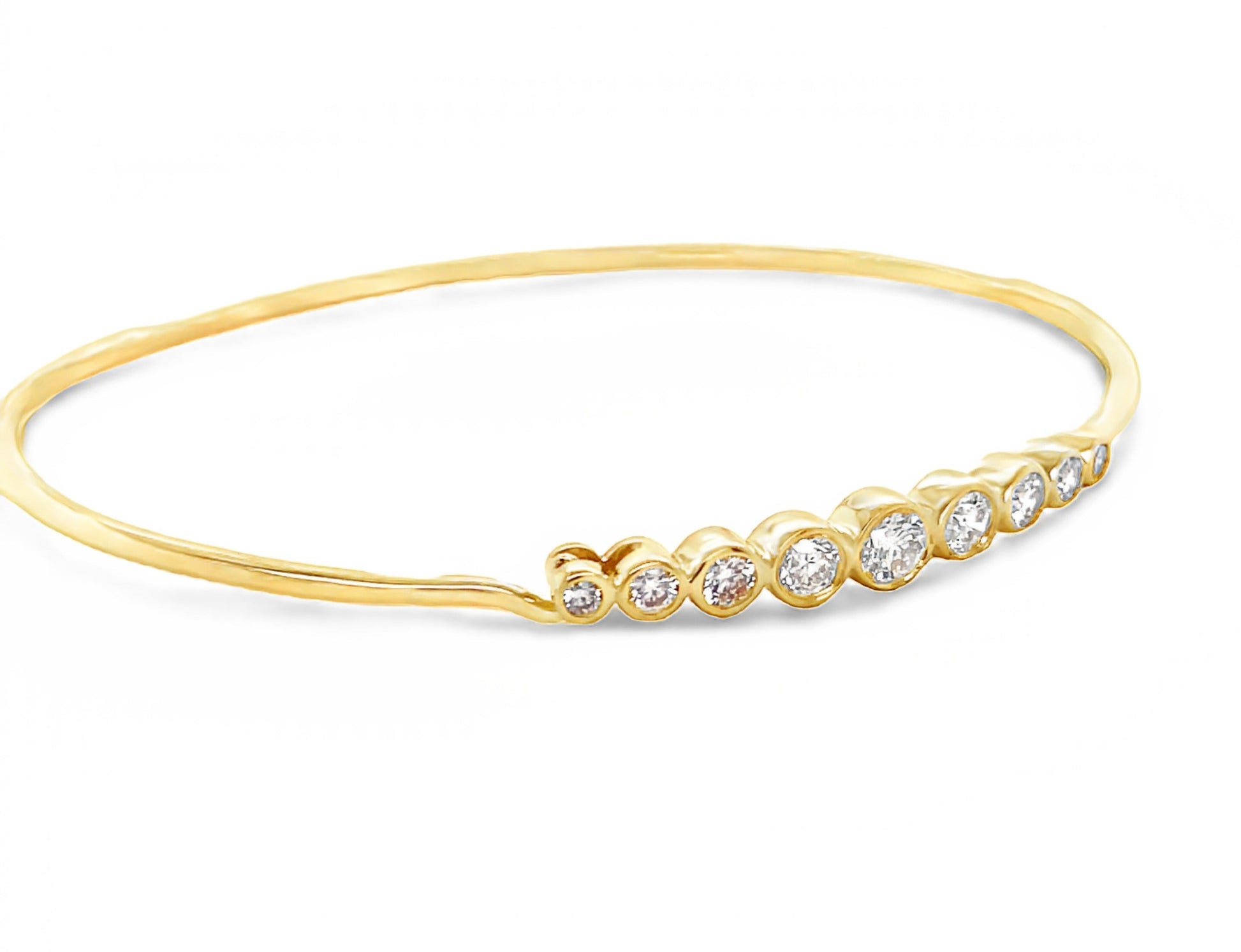 Side view of Graduated Diamond Bangle Bracelet 0.64 cts 