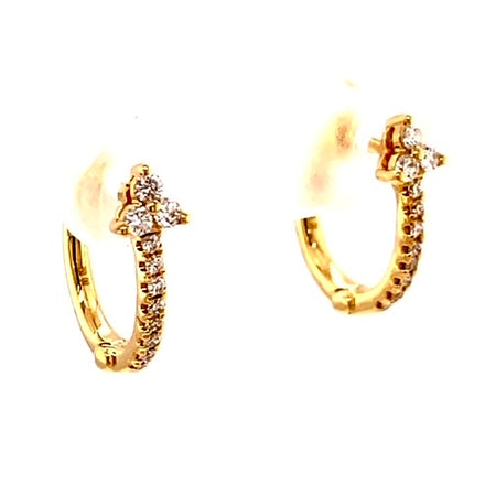 Lustrous 18k yellow gold encircles 0.26 cts of dazzling round diamonds, measuring 14.00 mm in length. Securely clasped with a hinged system, these earrings will enhance any outfit!