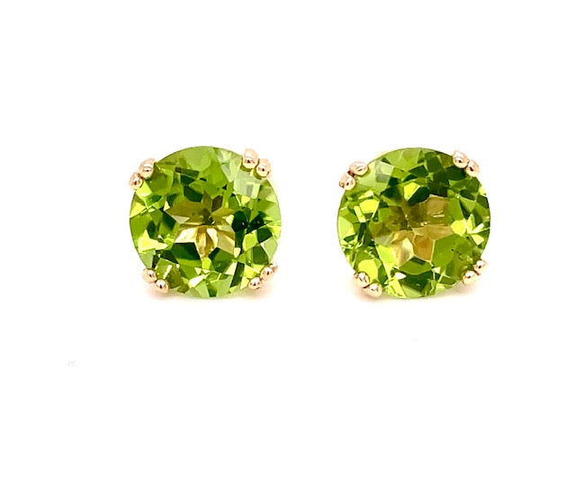 14 yellow gold  Faceted square peridot gems  Secure friction backs  8.00 mm 